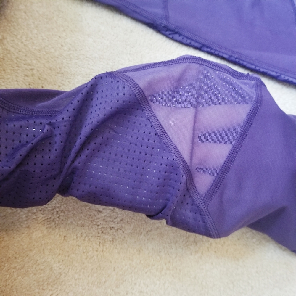 SOLD VS Sport knockout mesh leggings M - Picture 7 of 12